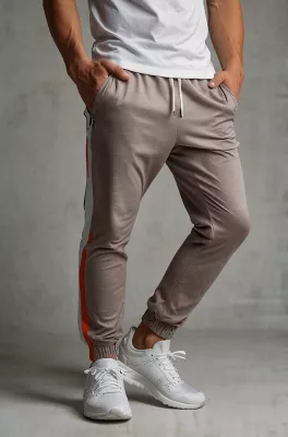 Спортивные штаны Б